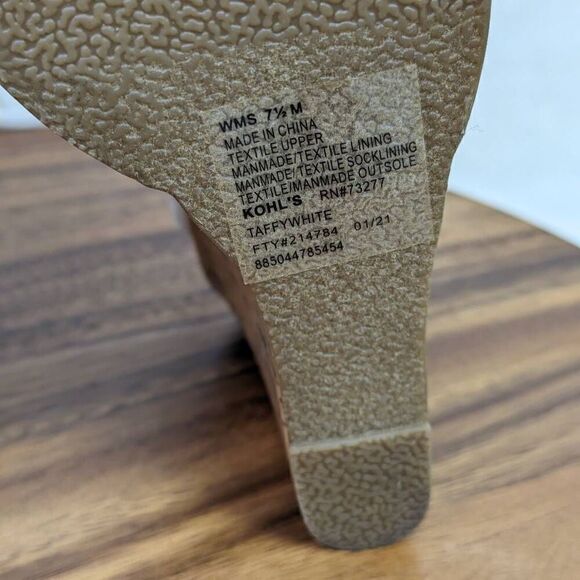 NWOT So Women’s 7.5 White Taffy Canvas Wedge Open Toe Sandals Heels - Picture 9 of 11
